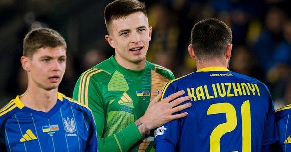 Презентовано новий дизайн форми національної збірної України - на спині буде розміщено напис, який заборонено використовувати за правилами УЄФА.