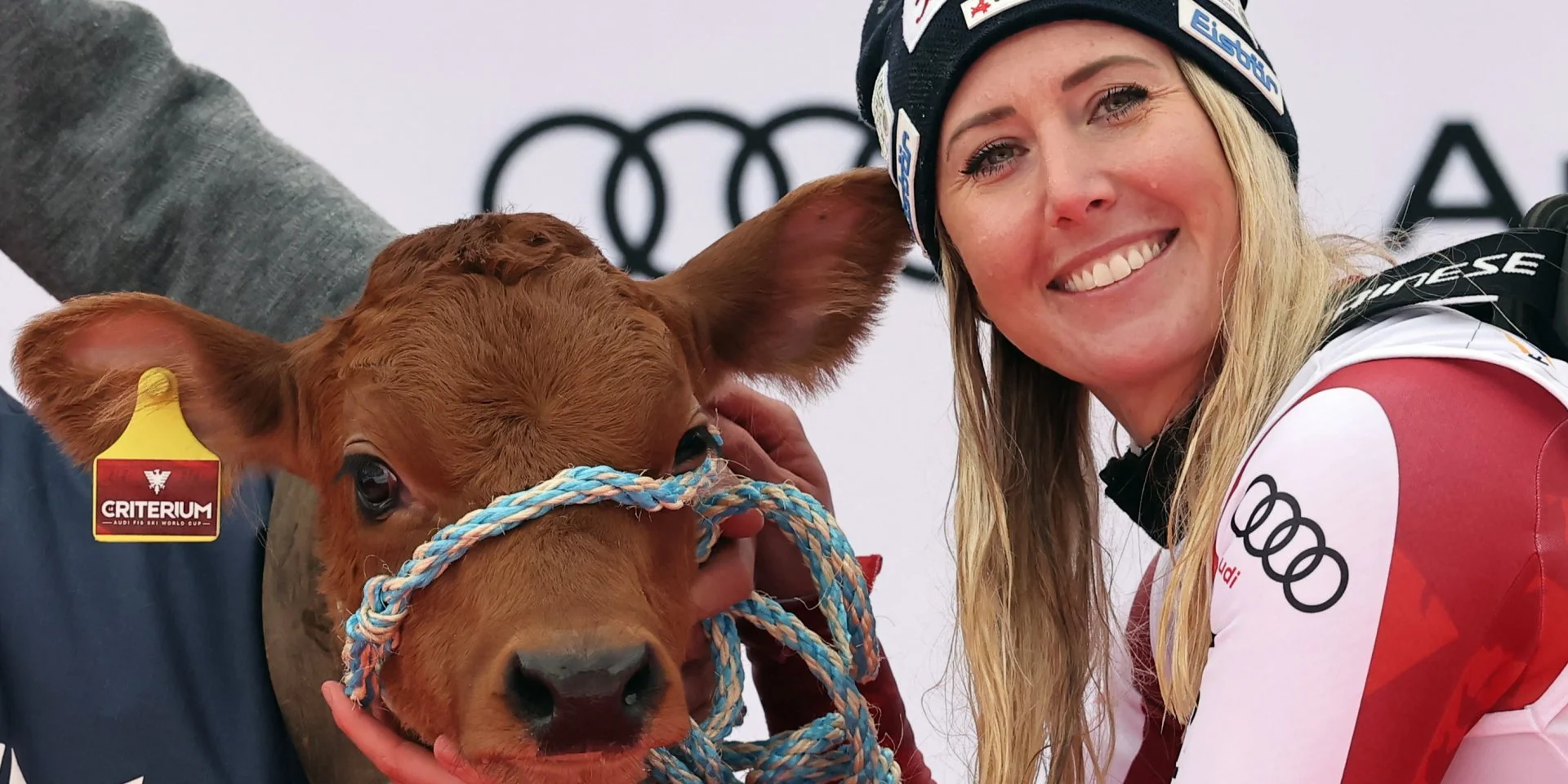 Перемогла теля всього за дві хвилини. Австрійська атлетка отримала оригінальний подарунок за здобуте перше місце.