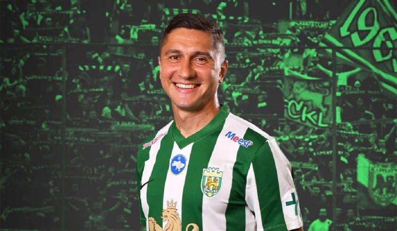 Карпати офіційно провели прощання з одним зі своїх лідерів - Футбол24