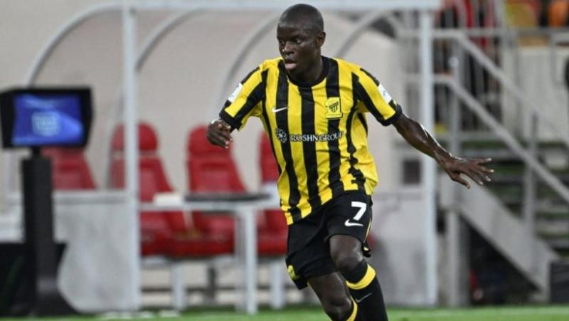 Канте протестує - він не бажає брати участь у тренуваннях і наполегливо вимагає переходу - Футбол24.