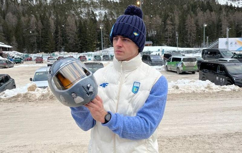 Гераскевич створив унікальний шолом для Олімпійських ігор 2026 року, однак очікує на певні труднощі з боку Міжнародного олімпійського комітету - Футбол24.