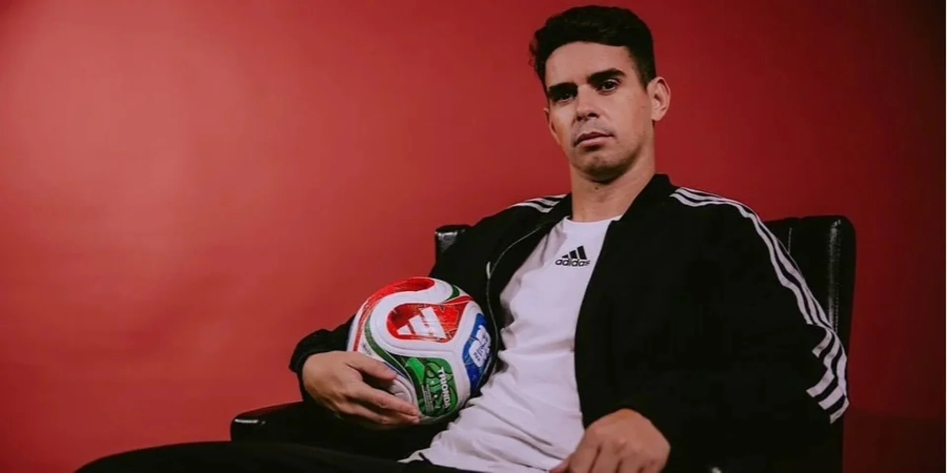 Колишній гравець Челсі і збірної Бразилії оголосив про завершення своєї кар'єри через несприятливий медичний діагноз.