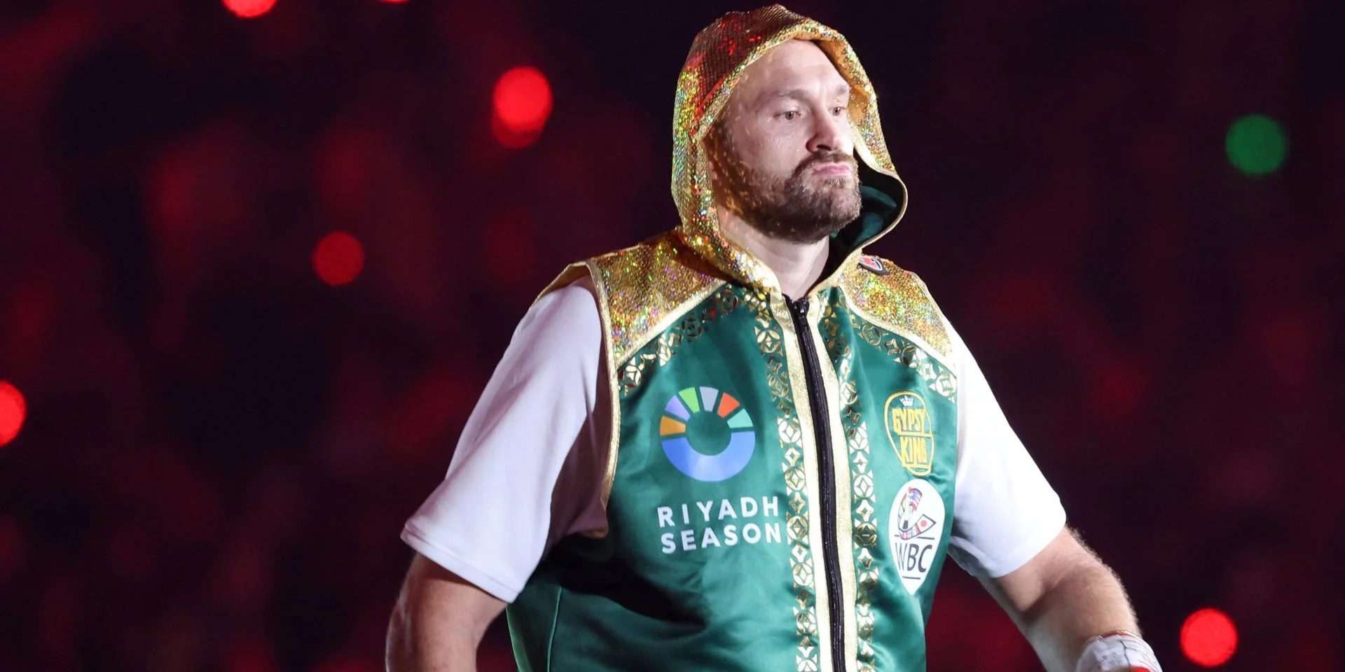 Ф'юрі вийде на ринг для поєдинку з російським суперником, одягнувши спеціально розроблене взуття на честь Ріккі Хаттона — фото.