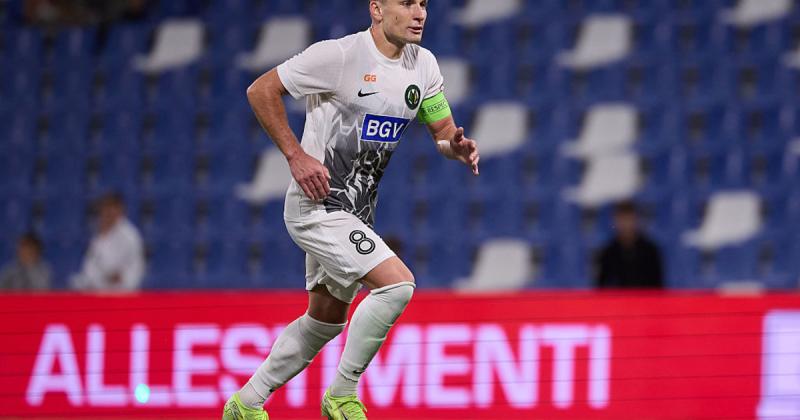 Капітан футбольного клубу Полісся Руслан Бабенко підписав нову угоду, яка діятиме до 2027 року - Спорт bigmir)net