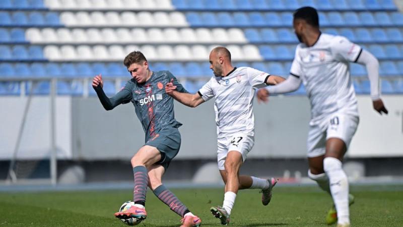 Зоря Шахтар - перегляньте відео найяскравіших голів та ключових моментів перенесеного поєдинку 21 туру УПЛ на Футбол 24.